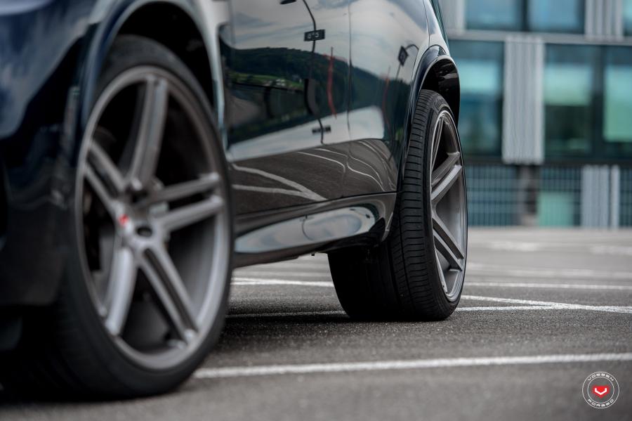 Колеса BMW X5 on Vossen Wheels (VPS-302) 2016 года  (фото 12 из 27)